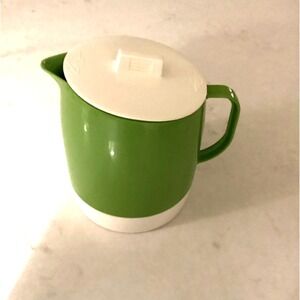 1970's Quikut Double Walled Insulated Green White Pitcher For Hot Or Cold Liquid